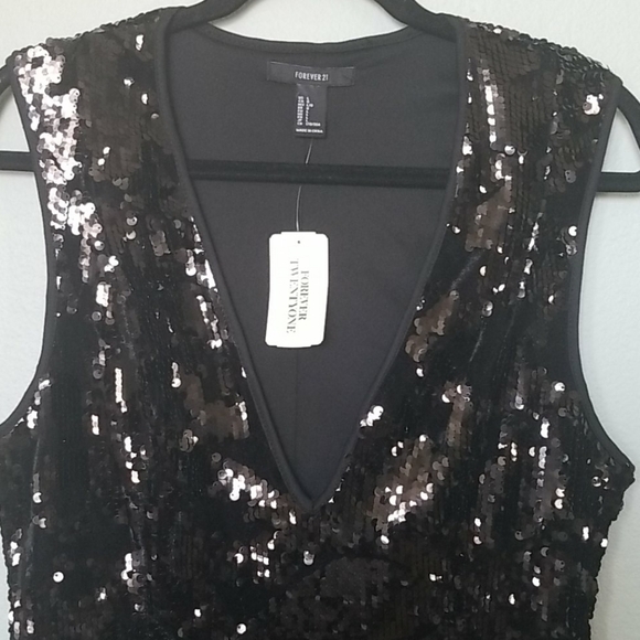 Forever 21 black sequin mini dress NWT large - flaw - Picture 4 of 10